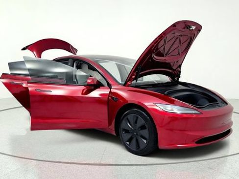 Used 2025 Tesla Model 3 RWD image 11