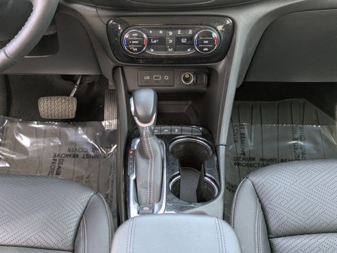 Used 2023 Buick Encore GX Essence w/ Experience Buick Package image 21