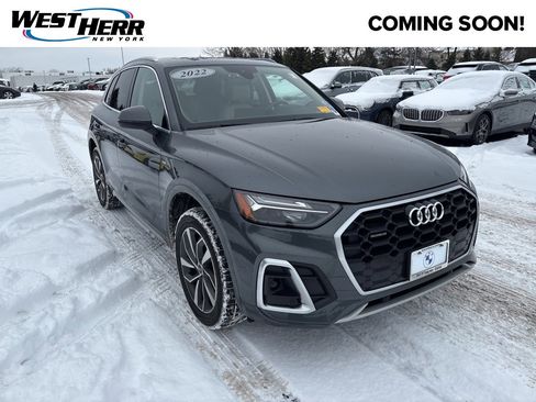 Used 2022 Audi Q5 2.0T Premium w/ Convenience Package image 1