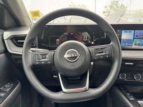 Certified 2025 Nissan Kicks SV w/ Charging Package FWD image 18