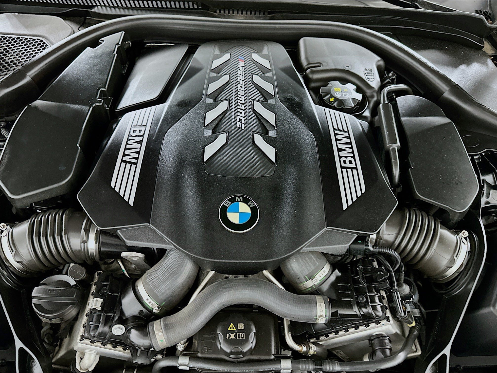 Used 2023 BMW M550i xDrive w/ Executive Package AWD/4WD image 32