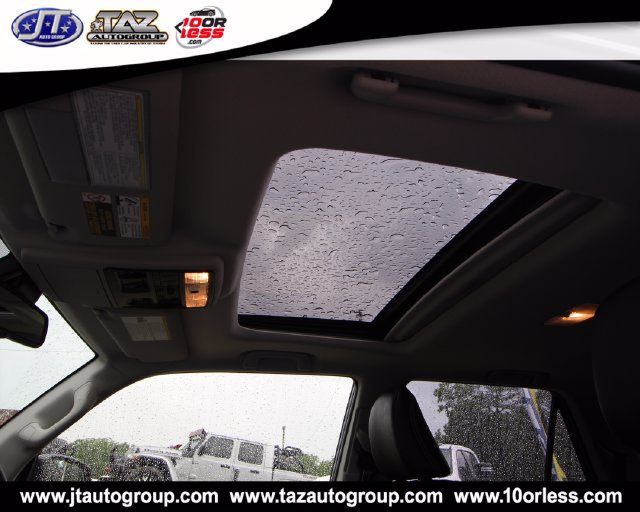 Used 2021 Toyota 4Runner Limited AWD/4WD image 12