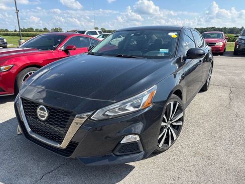 Used 2021 Nissan Altima 2.0 SR FWD image 5
