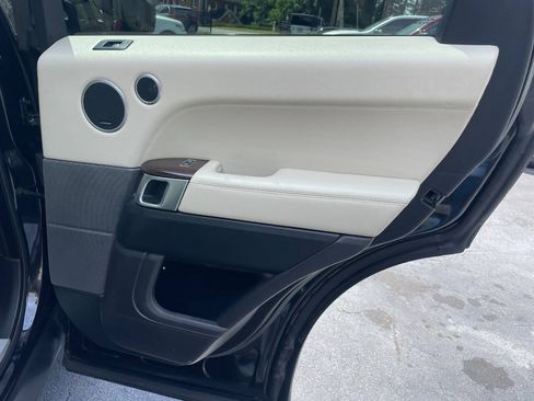 Used 2015 Land Rover Range Rover Sport HSE AWD/4WD image 26