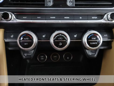 Used 2022 Genesis G70 2.0T w/ Prestige Package image 9