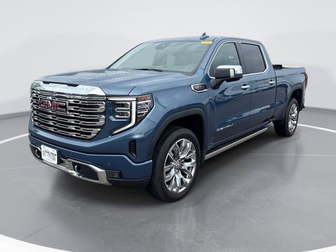 Used 2025 GMC Sierra 1500 Denali w/ Denali Reserve Package image 3