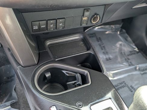 Used 2017 Toyota RAV4 SE w/ Power Extra Value Package image 29