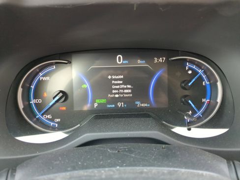 Used 2024 Toyota RAV4 LE image 7