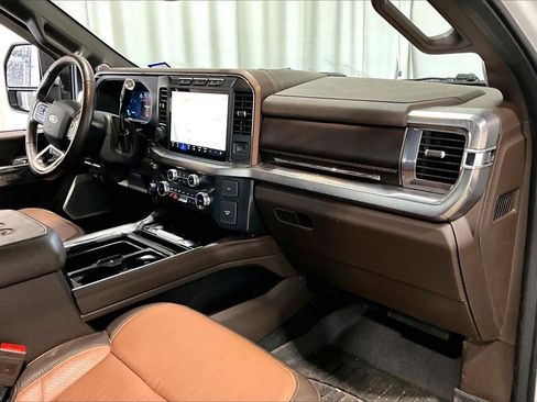Used 2024 Ford F350 King Ranch image 28