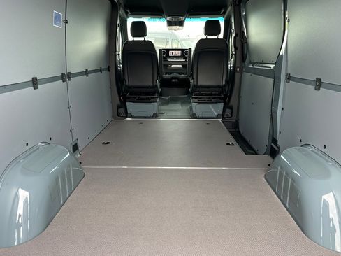 New 2024 Mercedes-Benz Sprinter 2500 image 15