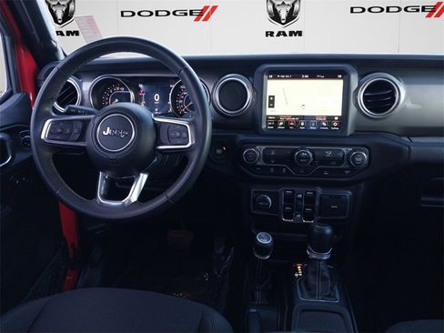 Used 2023 Jeep Gladiator Overland image 10