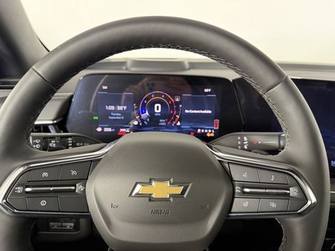 New 2025 Chevrolet Suburban Premier w/ Sun And Tow Package image 24