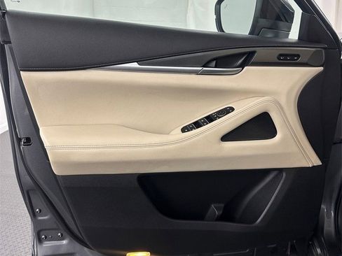 Used 2023 INFINITI QX60 Luxe image 8