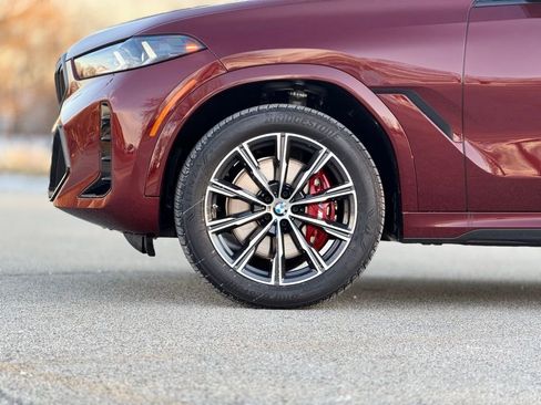 New 2026 BMW X6 xDrive40i image 2