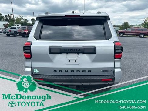 New 2026 Toyota 4Runner TRD Off-Road Premium w/ Tow Technology Package AWD/4WD image 6