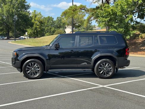 Used 2027 Toyota Land Cruiser w/ Premium Package AWD/4WD image 6