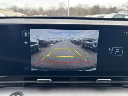 Used 2025 Hyundai Kona SEL image 17