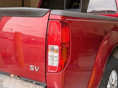Used 2019 Nissan Frontier SV RWD image 22