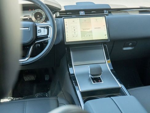 New 2026 Land Rover Range Rover Velar S AWD/4WD image 20