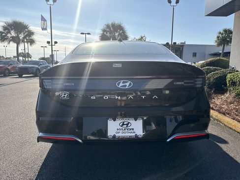 New 2026 Hyundai Sonata SEL image 3