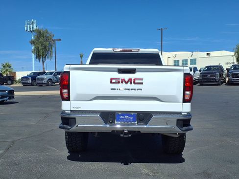 Used 2024 GMC Sierra 1500 Pro AWD/4WD image 5
