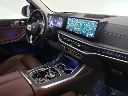 Used 2024 BMW X7 xDrive40i w/ Executive Package AWD/4WD image 28