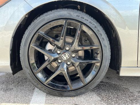 Certified 2025 Honda Civic Sport image 10