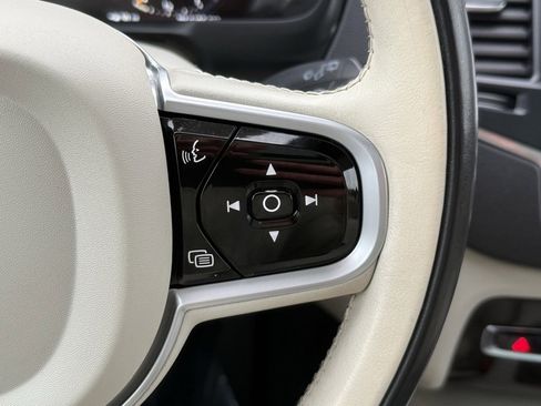 Used 2019 Volvo XC90 T6 Momentum w/ Advanced Package image 37