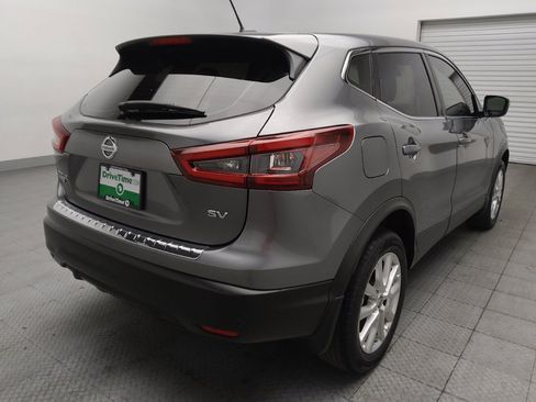 Used 2022 Nissan Rogue Sport SV FWD image 9