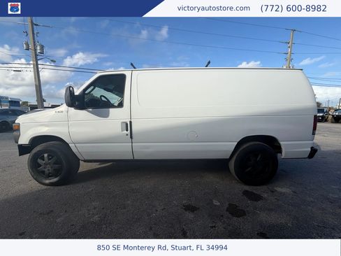 Used 2010 Ford E-150 and Econoline 150 RWD image 6