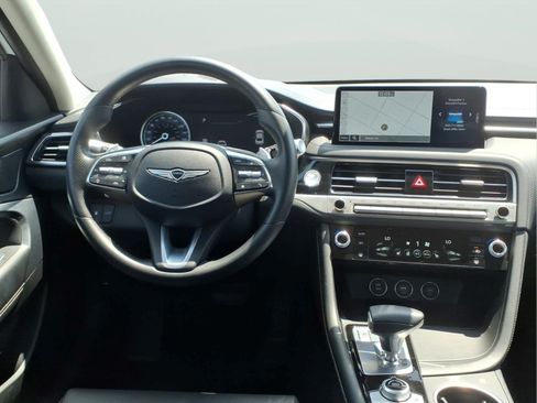 Used 2025 Genesis G70 2.5T AWD/4WD image 10