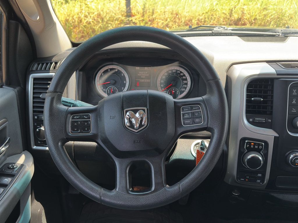 Used 2020 RAM 1500 Classic SLT AWD/4WD image 13