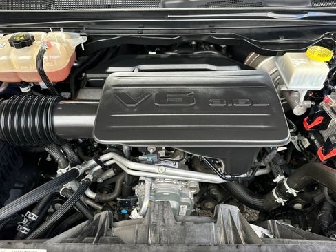 Used 2021 RAM 1500 Big Horn RWD image 23