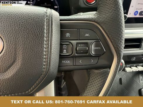 Used 2025 Toyota Tacoma TRD Off-Road AWD/4WD image 18