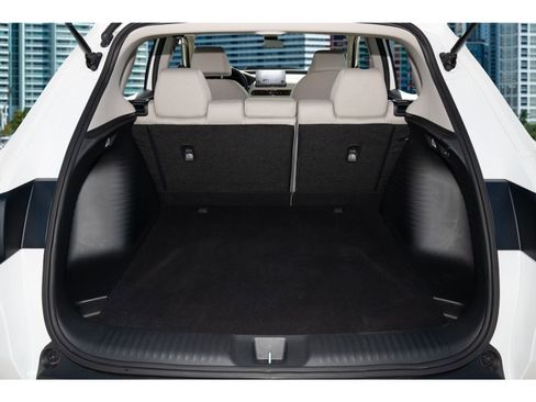 Certified 2024 Honda HR-V LX image 9