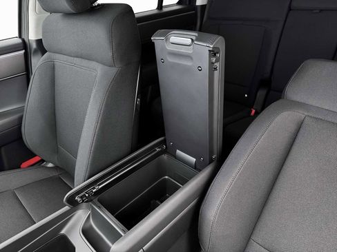 New 2026 Hyundai Santa Fe SE image 19