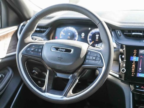 New 2026 Jeep Grand Cherokee L Limited image 16