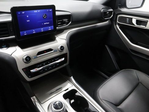 Certified 2023 Ford Explorer XLT w/ Equipment Group 202A image 31