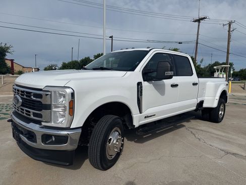 Used 2024 Ford F350 XLT w/ FX4 Off-Road Package AWD/4WD image 8