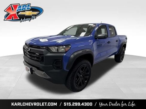 Certified 2025 Chevrolet Colorado Trail Boss AWD/4WD image 1