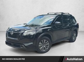 Used 2024 Nissan Pathfinder SV w/ Black Appearance Package AWD/4WD video 1