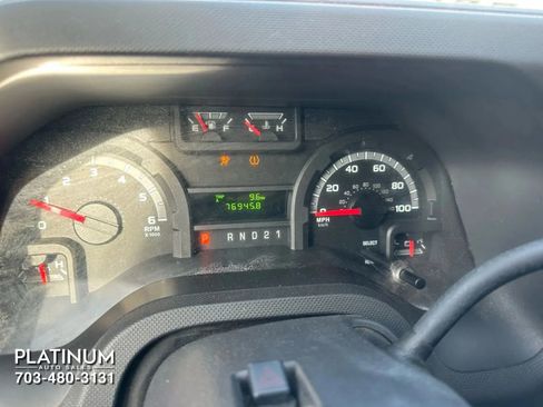 Used 2013 Ford E-350 and Econoline 350 XL w/ PWR Windows & Locks Group image 10