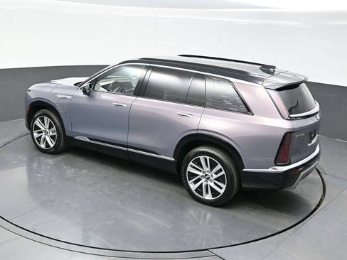 Used 2026 Cadillac Vistiq Luxury AWD/4WD image 56