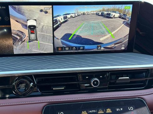 New 2026 INFINITI QX80 Autograph w/ Premium Cargo Package image 17