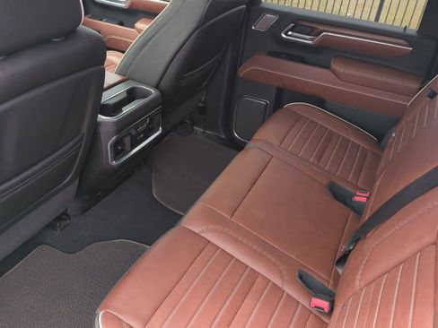 Used 2025 GMC Sierra 2500 Denali Ultimate AWD/4WD image 13