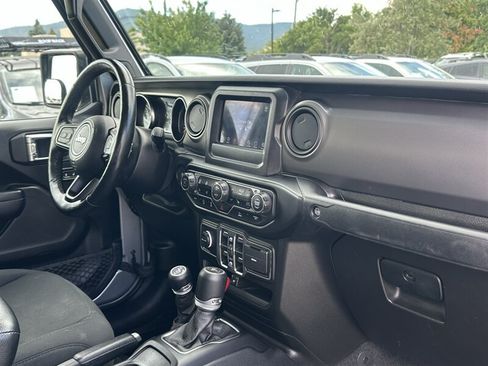 Used 2021 Jeep Gladiator Sport AWD/4WD image 5