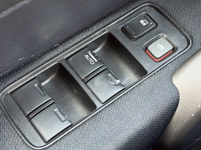 Used 2010 Honda CR-V EX image 17