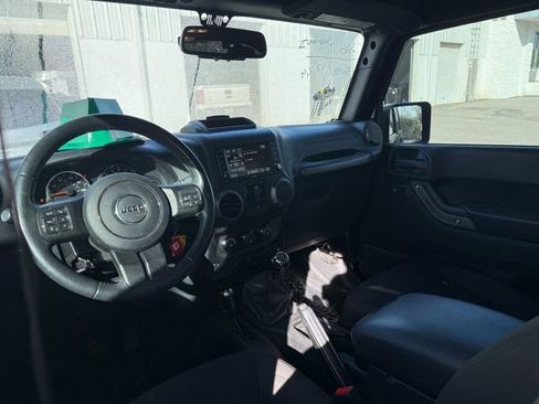 Used 2017 Jeep Wrangler Unlimited Sport w/ Quick Order Package 23S image 16