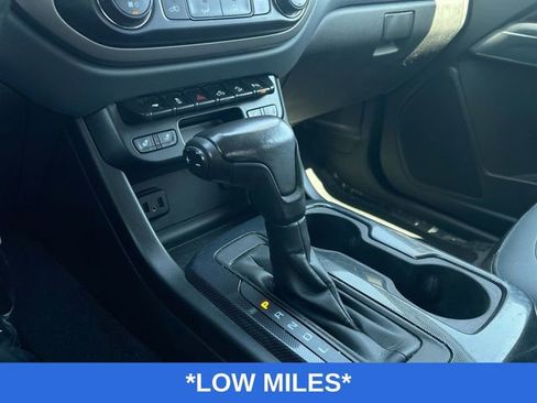 Used 2020 Chevrolet Colorado Z71 AWD/4WD image 16