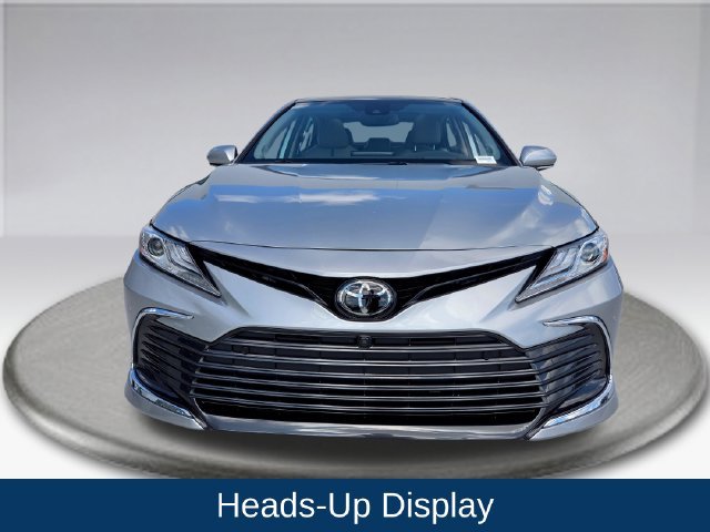 Used 2022 Toyota Camry XLE FWD image 10